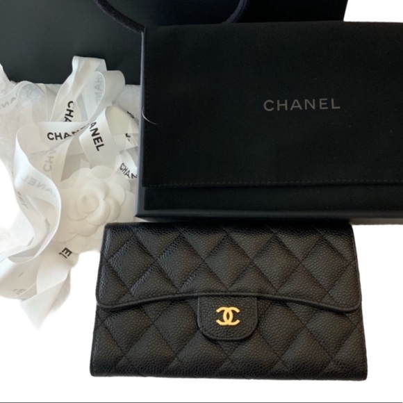 CHANEL Handbags - 💎✨CHECKBOOK✨💎Chanel Quilted Long Wallet Lambskin